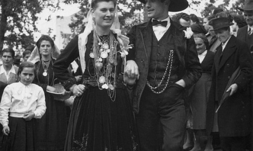 Wedding in the Minho region (Northern Portugal) in the mid-twentieth century 