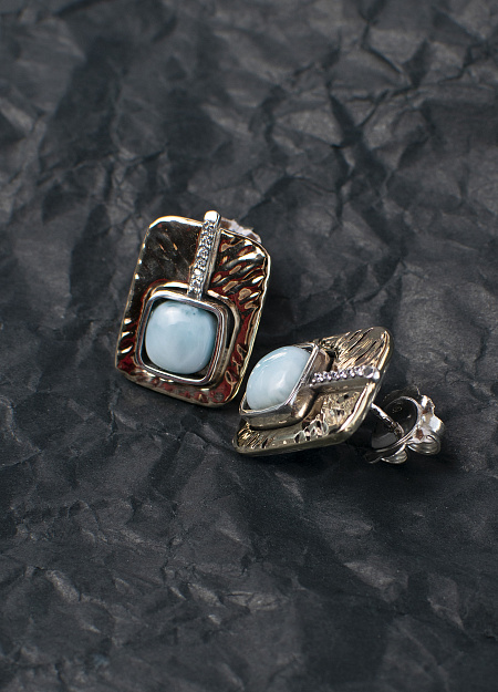 Earrings with larimar